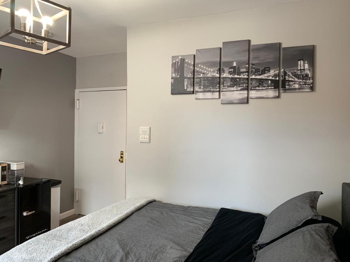 Brooklyn Studios By The Beach New York Exterior photo